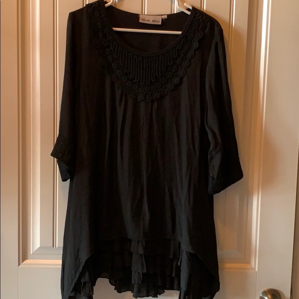 Women’s Nicole Marie tunic